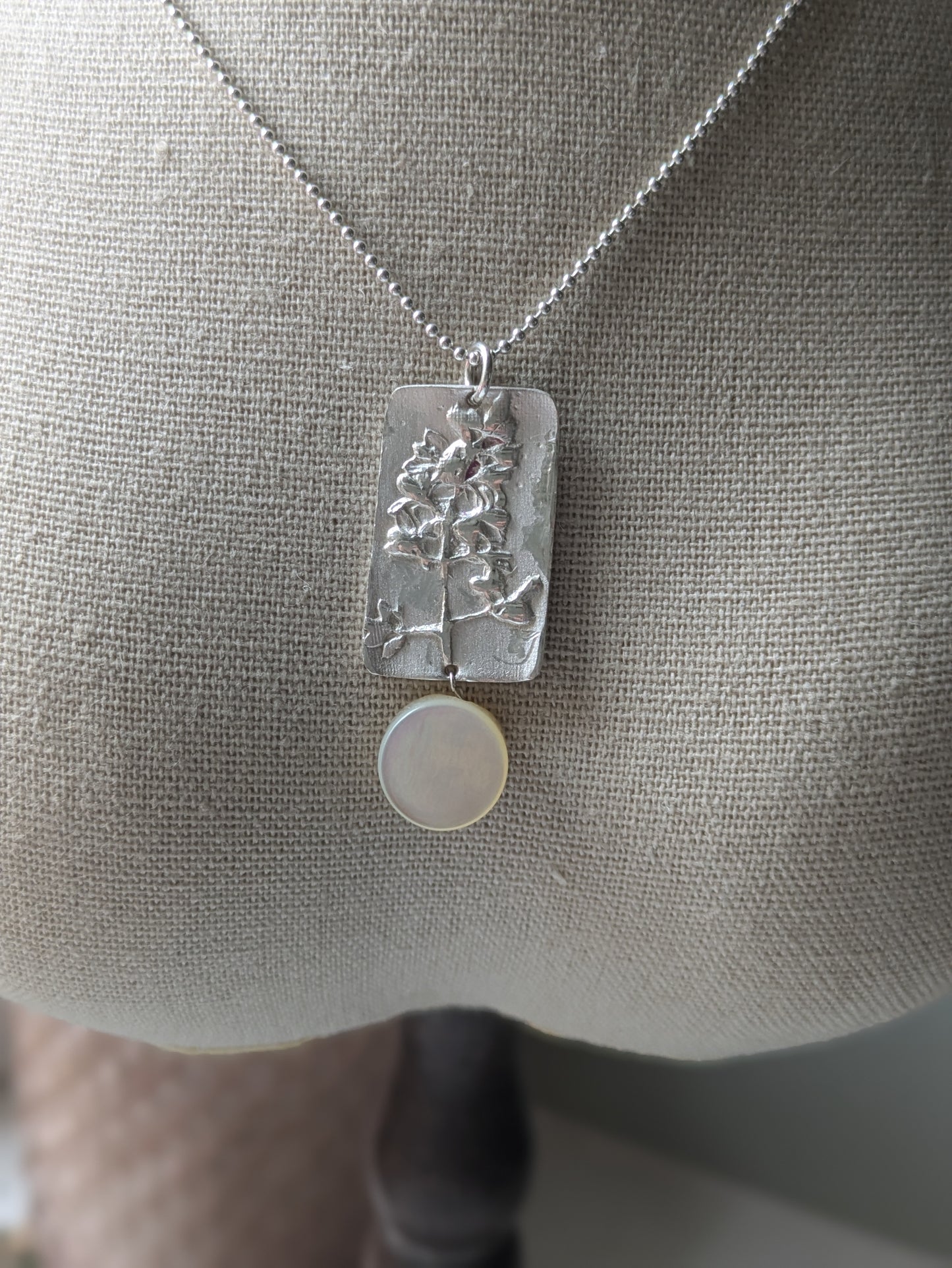 Hawthorne & Mother of Pearl necklace